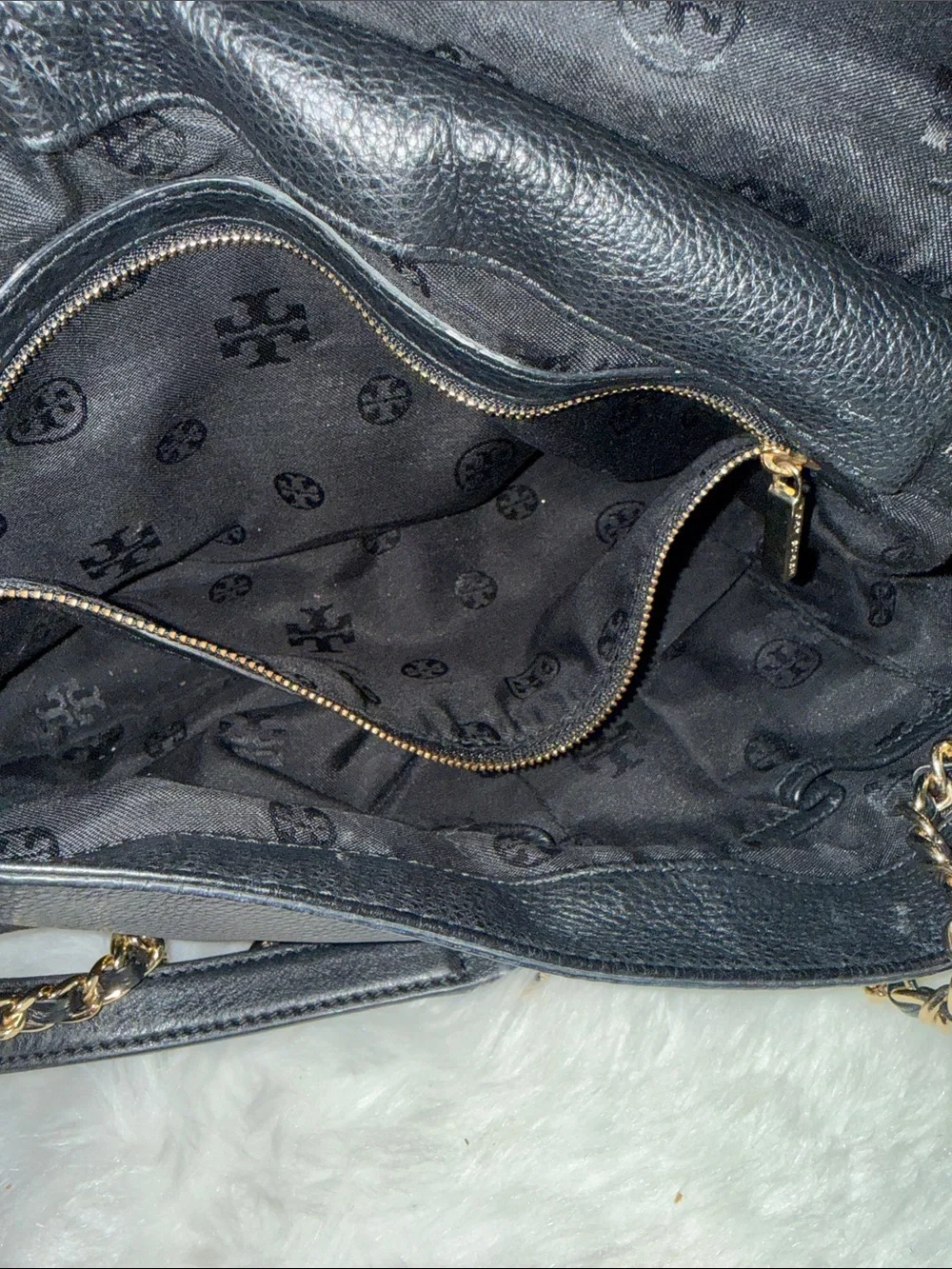 Tory Burch Black Leather Whipstitch Flap Crossbody with Gold Chain